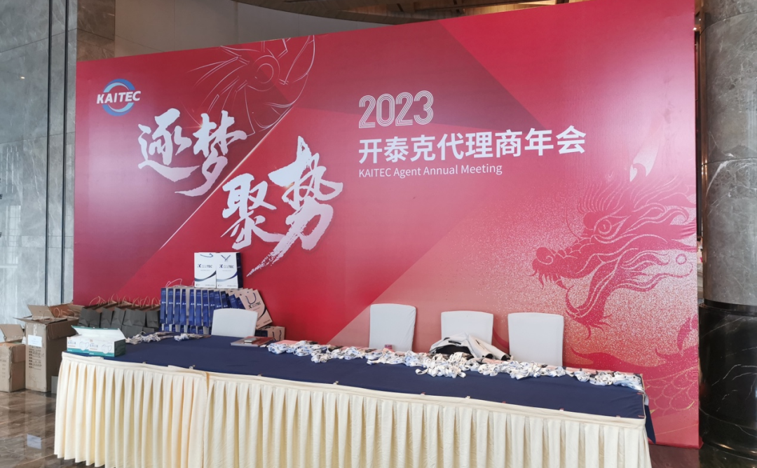 亲朋游戏中心-亲朋多乐斗-亲朋天天坦克大战
