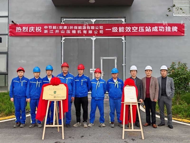 亲朋游戏中心-亲朋多乐斗-亲朋天天坦克大战
